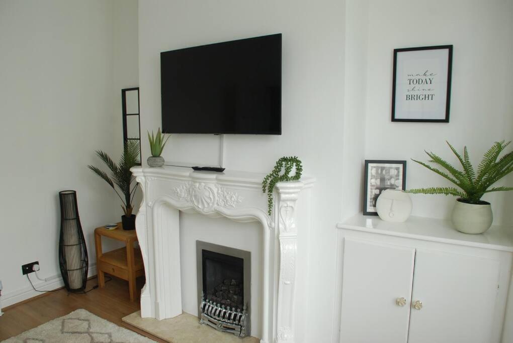 Entire House, Waterloo, Free Street Parking 빌라 외부 사진