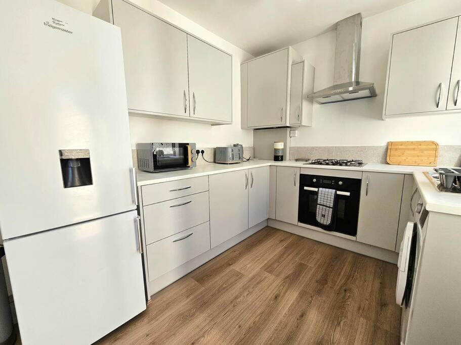 Entire House, Waterloo, Free Street Parking 빌라 외부 사진